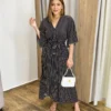 Vestido Julia Midi sem Bojo com Amarração Manga Curta Listrado Preto - Fernanda Ramos Store