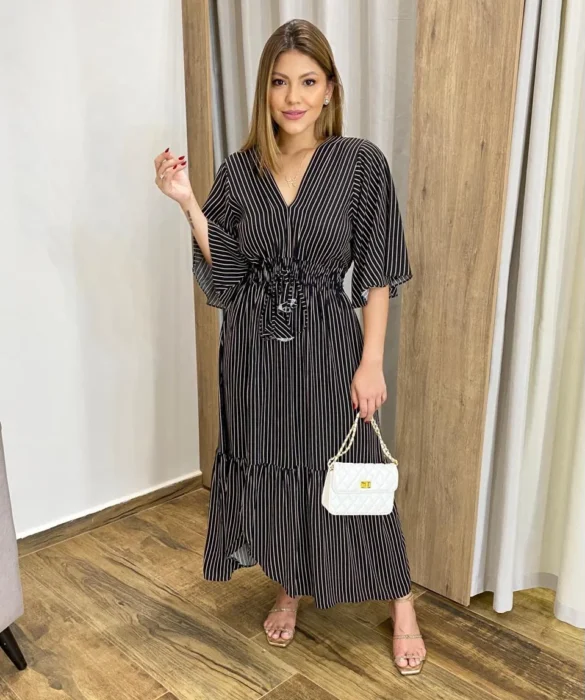 Vestido Julia Midi sem Bojo com Amarração Manga Curta Listrado Preto - Fernanda Ramos Store