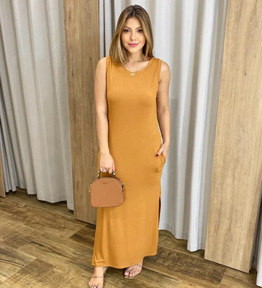 Vestido Longo sem Bojo de Malha com Bolsos Caramelo - Fernanda Ramos Store