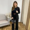 Blazer Manga Longa Feminino Débora com Bolsos Falsos Preto - Fernanda Ramos Store