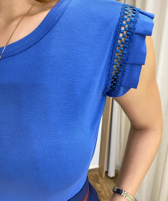 Blusa Feminina Lívia com Detalhe na Manga Azul - Fernanda Ramos Store