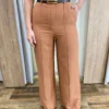 Calça Feminina Pantalona Alfaiataria Eloá com Cinto Caramelo - Fernanda Ramos Store