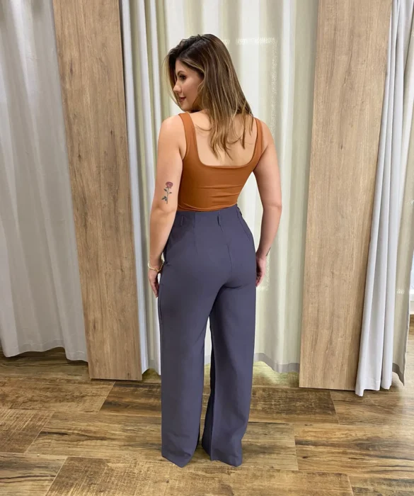 Calça Feminina Pantalona Alfaiataria Eloá com Cinto Cinza - Fernanda Ramos Store