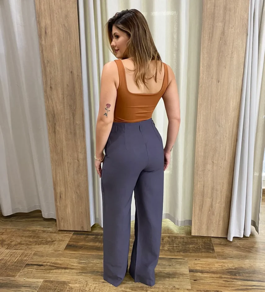 Calça Feminina Pantalona Alfaiataria Eloá com Cinto Cinza - Fernanda Ramos Store