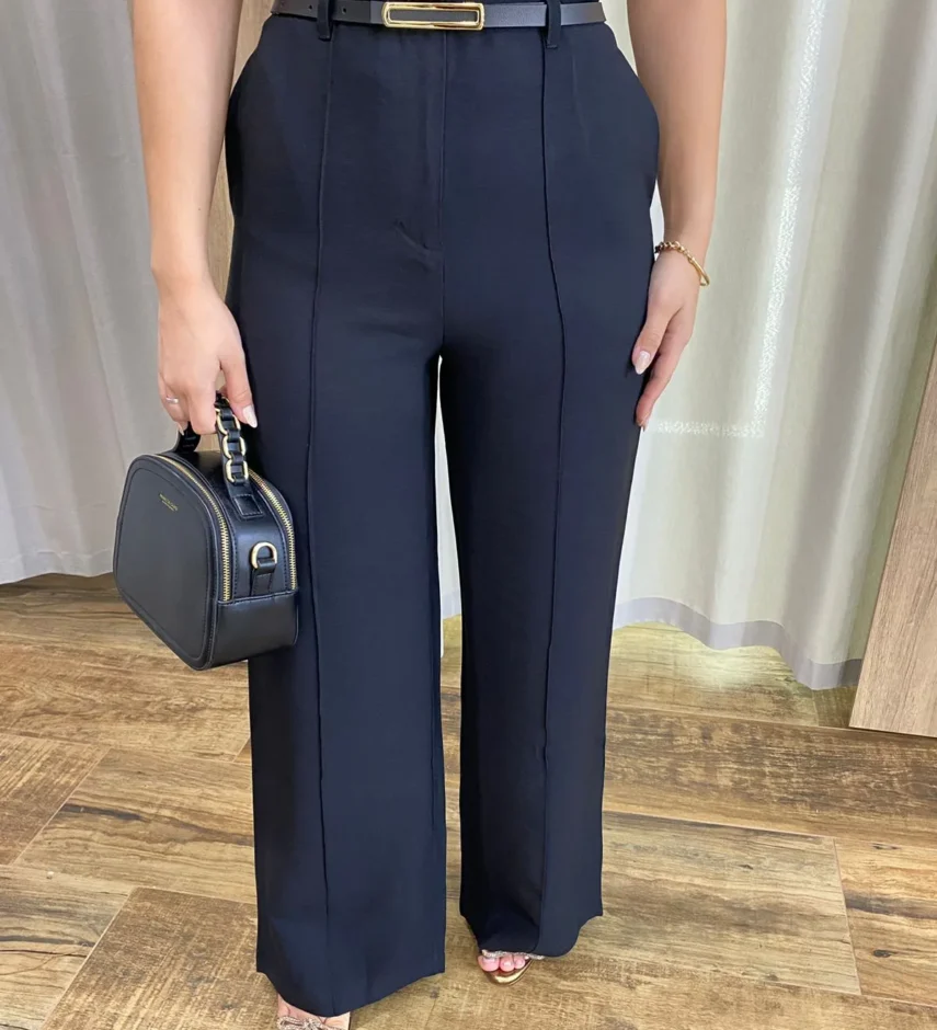 Calça Feminina Pantalona Alfaiataria Eloá com Cinto Preta - Fernanda Ramos Store