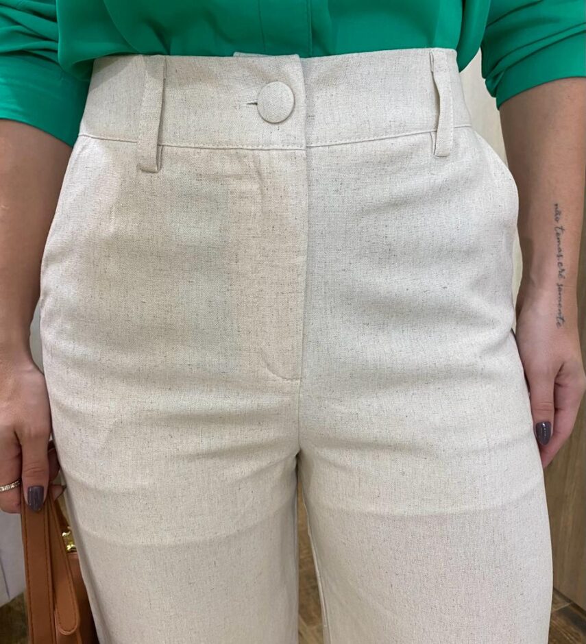 Calça Feminina Pantalona Bia Viscolinho Cru - Fernanda Ramos Store