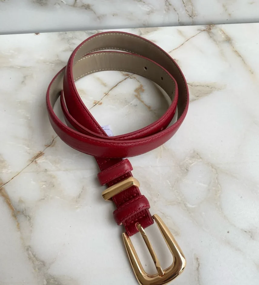 Cinto Feminino de Couro Vinho com Fivela Dourada - Fernanda Ramos Store