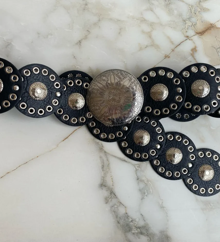 Cinto Feminino Esther Preto com Detalhes Prata - Fernanda Ramos Store
