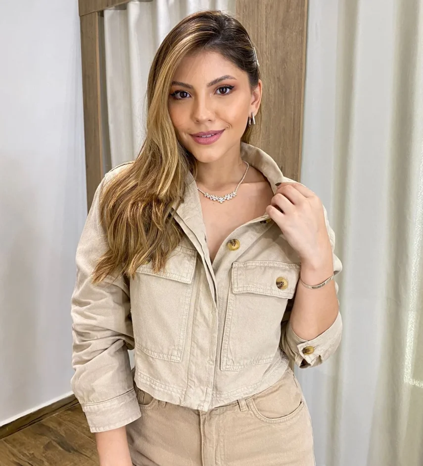 Jaqueta Feminina Sophia Sarja com Bolso Bege - Fernanda Ramos Store