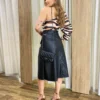 Saia Midi Couro Eco Stella com Bolsos Preta - Fernanda Ramos Store