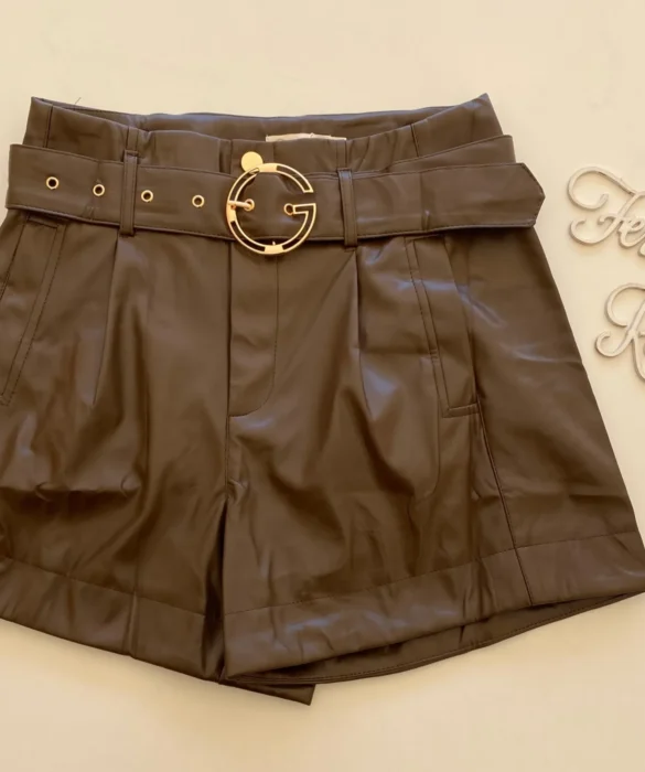 Short Feminino Laura Couro Eco com Cinto Marrom - Fernanda Ramos Store