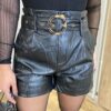 Short Feminino Laura Couro Eco com Cinto Preto - Fernanda Ramos Store