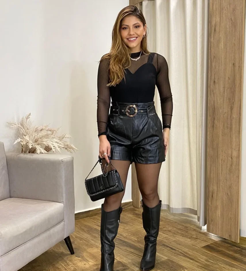 Short Feminino Laura Couro Eco com Cinto Preto - Fernanda Ramos Store