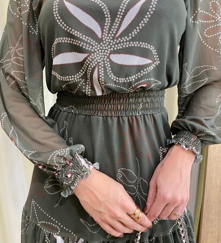 Vestido Curto Manga Longa Tule Gola Alta Estampado Verde - Fernanda Ramos Store