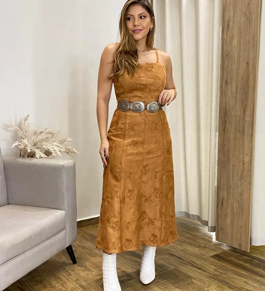 Vestido Feminino Midi sem Bojo Suede Bordado Floral Caramelo - Fernanda Ramos Store