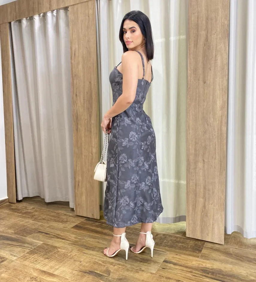 Vestido Feminino Midi sem Bojo Suede Bordado Floral Cinza - Fernanda Ramos Store