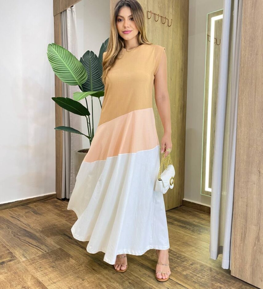 Vestido Longo Deyze Amplo Detalhe em Camadas Tricolor - Fernanda Ramos Store