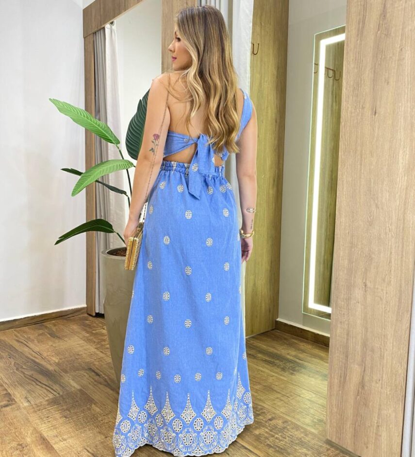 Vestido Longo Nula Manga com Amarração Atrás Azul Bordado - Fernanda Ramos Store