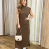 Vestido Longo sem Bojo Moletinho Marrom com Bolsos - Fernanda Ramos Store