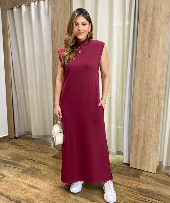 Vestido Longo sem Bojo Moletinho Vinho com Bolsos - Fernanda Ramos Store