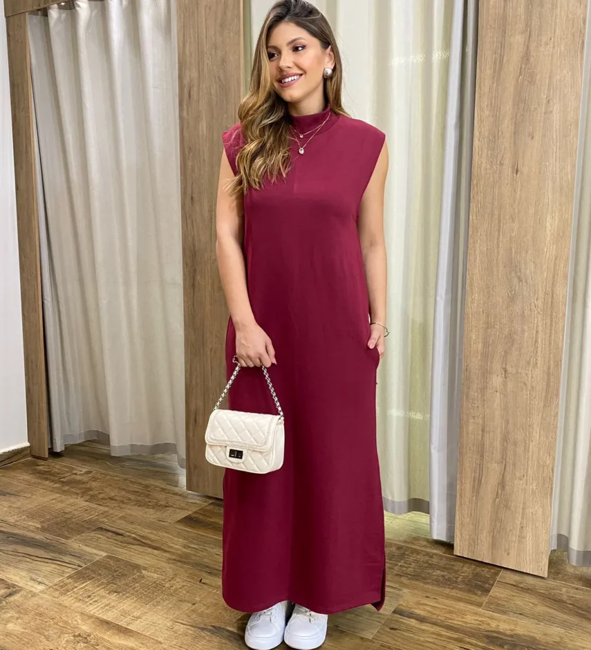 Vestido Longo sem Bojo Moletinho Vinho com Bolsos - Fernanda Ramos Store