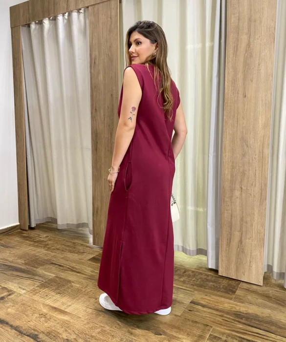 Vestido Longo sem Bojo Moletinho Vinho com Bolsos - Fernanda Ramos Store