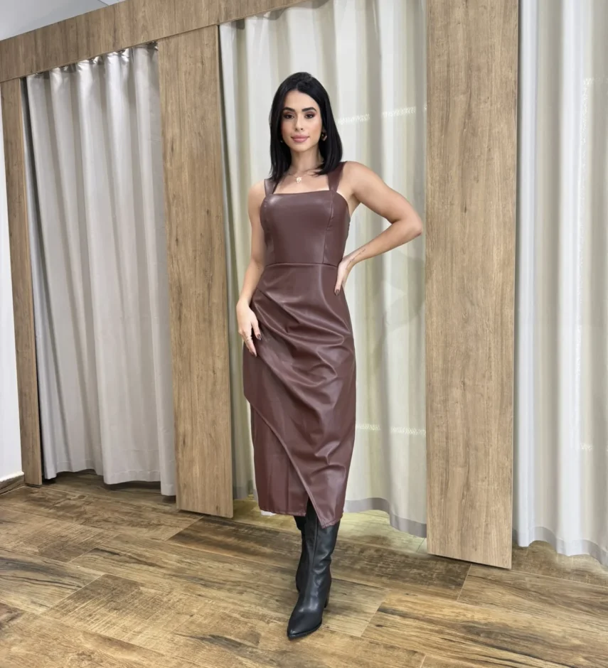 Vestido Midi Feminino Stella com Bojo Couro Eco Marrom - Fernanda Ramos Store