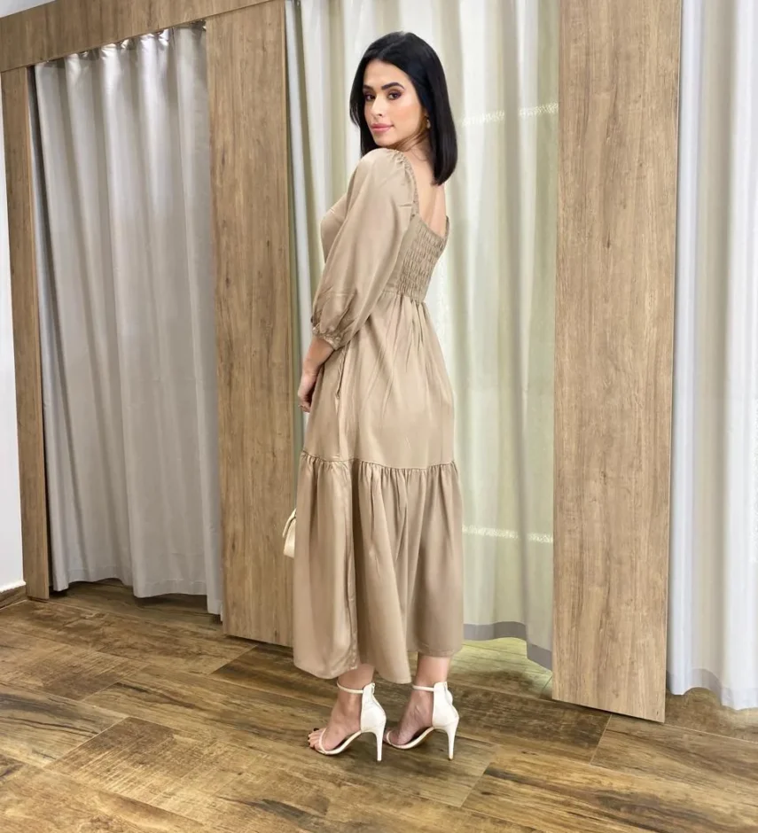 Vestido Midi Jade sem Bojo Manga 3/4 com Bolsos Caqui - Fernanda Ramos Store