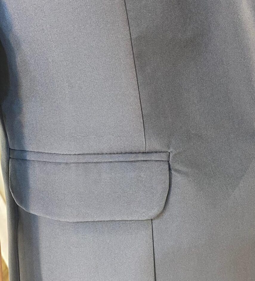 Blazer Feminino Manga Longa Alfaiataria com Ombreira Cinza - Fernanda Ramos Store