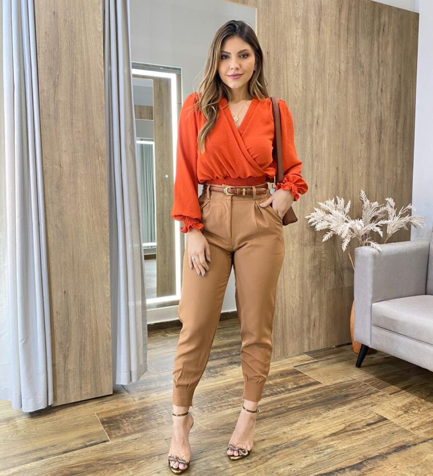 Blusa Feminina Elisa Crepe Manga Longa Transpassada Terracota - Fernanda Ramos Store