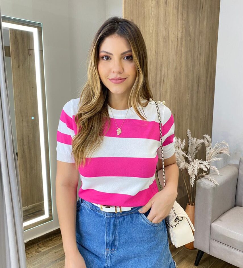 Blusa Feminina Lavínia Manga Curta Modal Branca Listrada de Pink - Fernanda Ramos Store