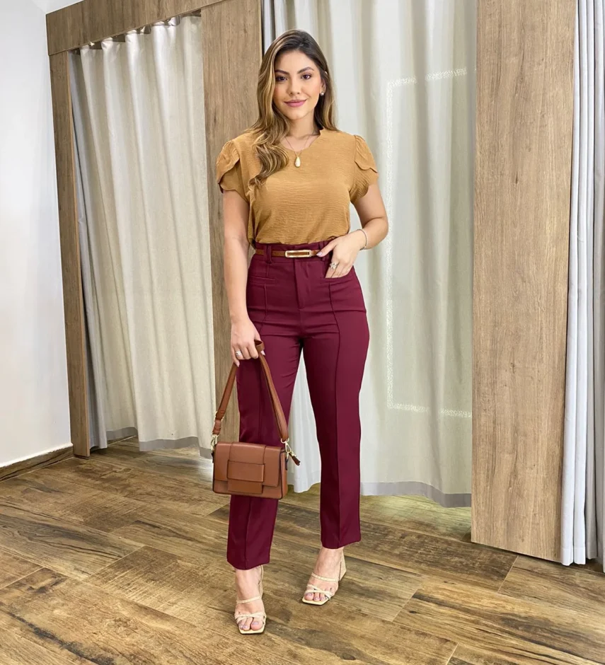 Blusa Feminina Lorena Crepe com Detalhe nas Mangas Caramelo - Fernanda Ramos Store