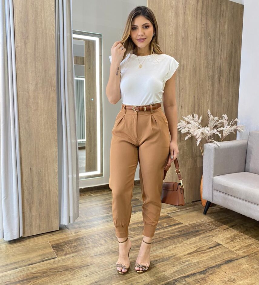 Blusa Feminina Tee Muscle Olívia Off White - Fernanda Ramos Store