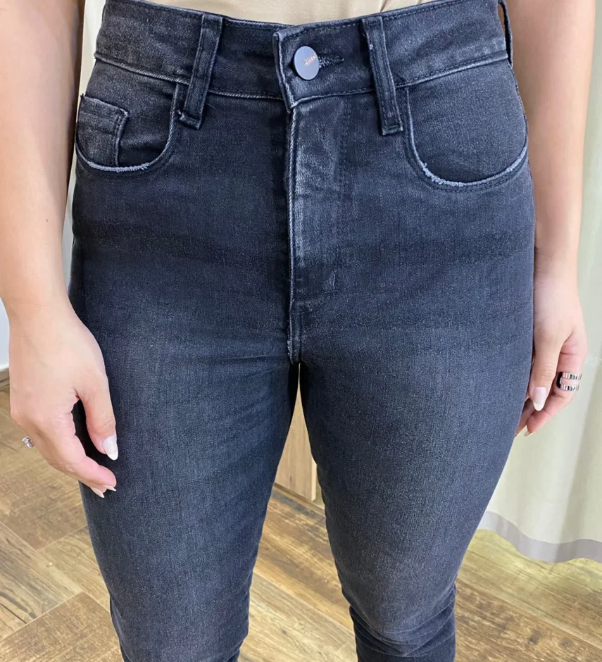 Calça Feminina Skinny Betina Jeans Preta com Elastano 26981 - Fernanda Ramos Store