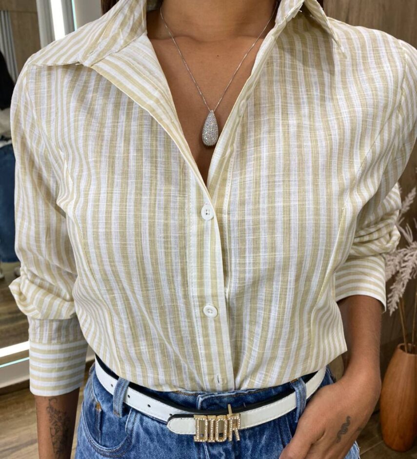 Camisa Cropped Alongado Manga Longa Listrado de Bege - Fernanda Ramos Store