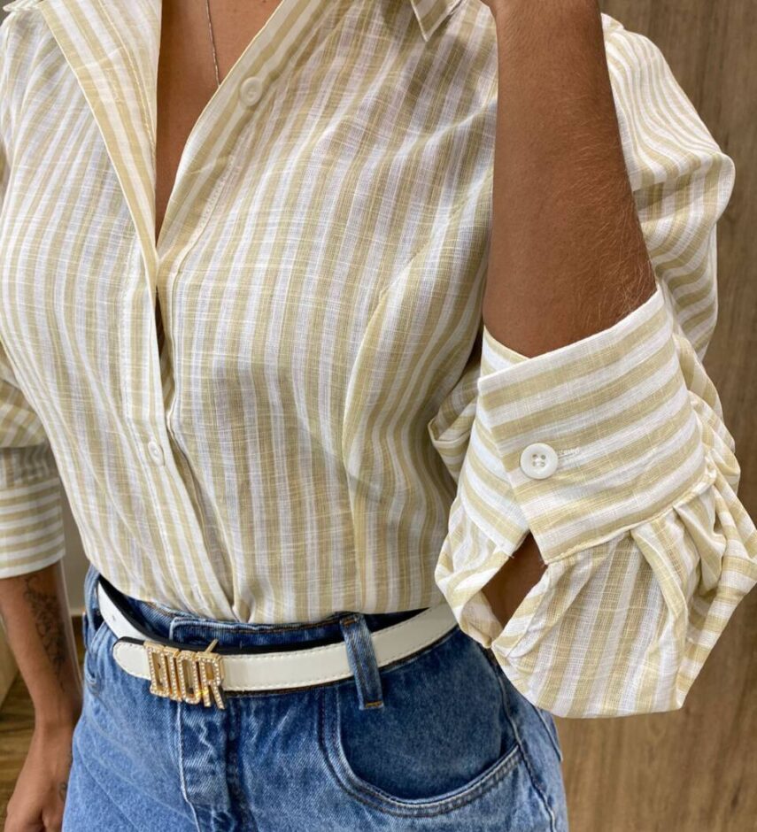 Camisa Cropped Alongado Manga Longa Listrado de Bege - Fernanda Ramos Store