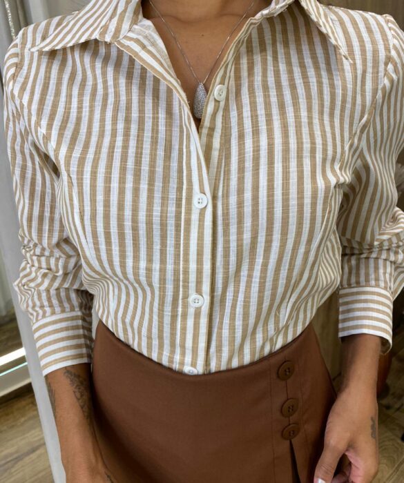 Camisa Cropped Alongado Manga Longa Listrado de Marrom - Fernanda Ramos Store