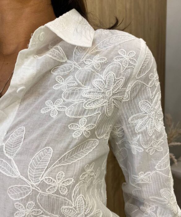 Camisa Feminina Manga Longa Lívia Branca com Bordado Floral - Fernanda Ramos Store