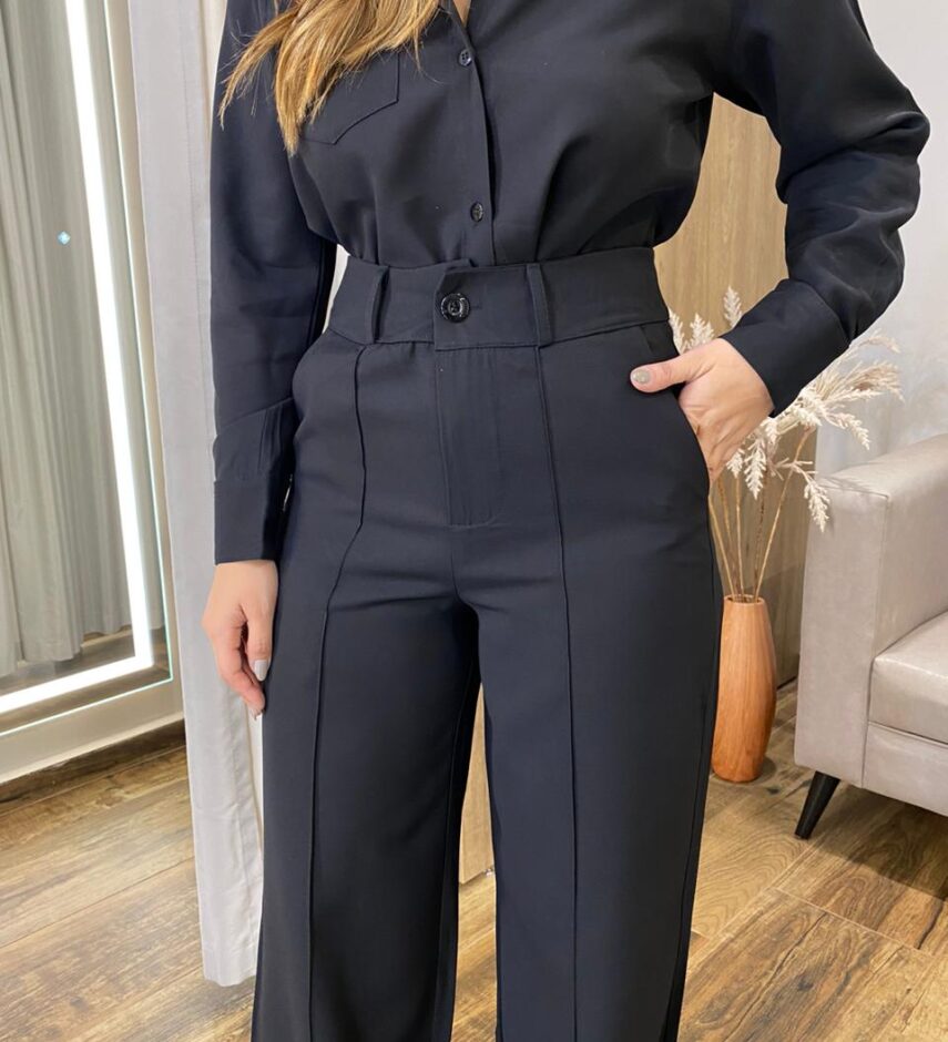 Conjunto Feminino Alfaiataria Cropped Manga Longa e Calça Preto - Fernanda Ramos Store