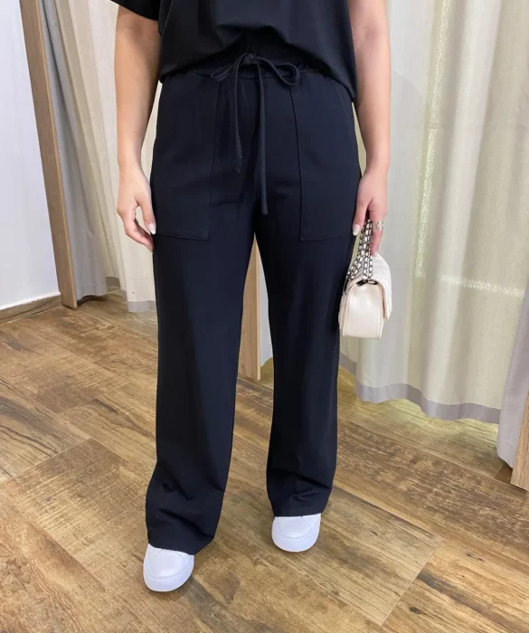 Conjunto Feminino Moletinho Ana Calça Pantalona e Cropped Preto - Fernanda Ramos Store