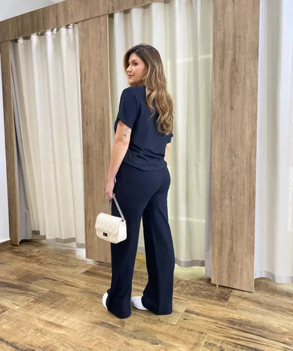 Conjunto Feminino Moletinho Ana Calça Pantalona e Cropped Preto - Fernanda Ramos Store