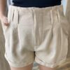 Short Feminino Alfaiataria Lara Bege com Cinto - Fernanda Ramos Store