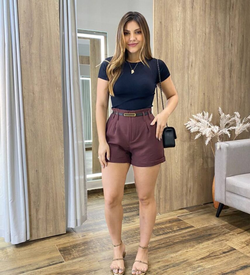 Short Feminino Alfaiataria Lara Marrom com Cinto - Fernanda Ramos Store