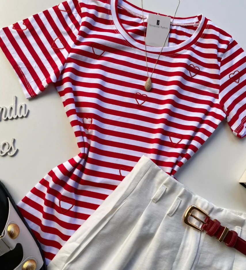 T-shirt Feminina Manga Curta Lívia Branca Listrada de Vermelho - Fernanda Ramos Store