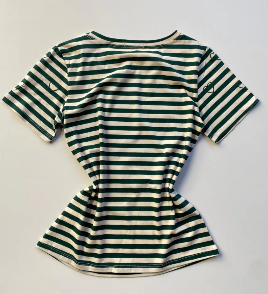 T-shirt Feminina Manga Curta Lívia Creme Listrada de Verde - Fernanda Ramos Store