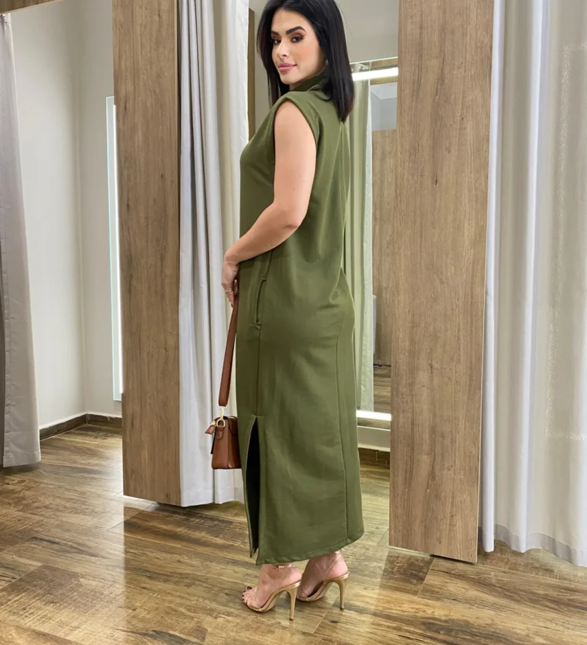 Vestido Longo sem Bojo Moletinho Verde Militar com Bolsos - Fernanda Ramos Store