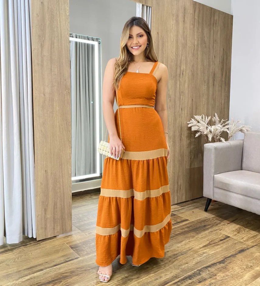 Vestido Longo Terracota sem Bojo com Detalhe Caramelo e Amarração - Fernanda Ramos Store