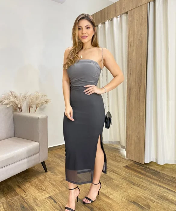 Vestido Midi Pérola de Tule com Bojo e Fenda Degradê Cinza - Fernanda Ramos Store