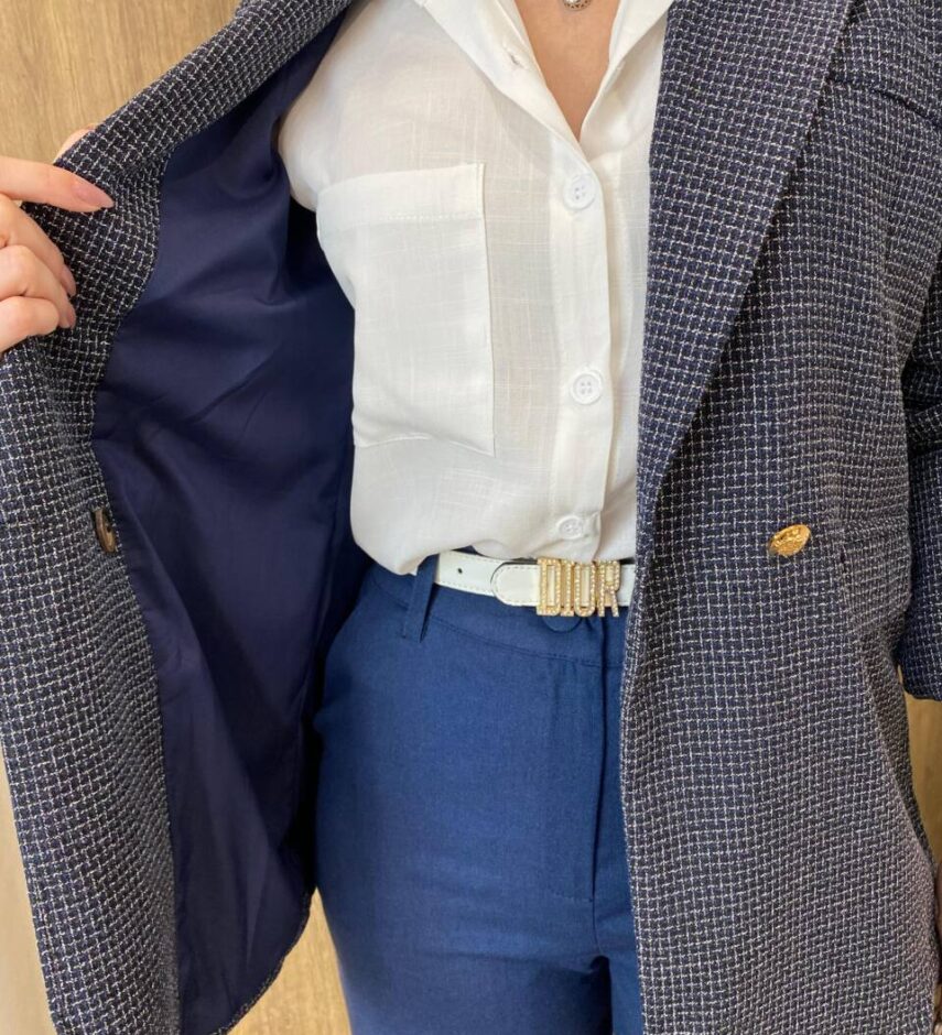 Blazer Feminino Tweed Manga Longa Aurora Azul com Botões Dourados - Fernanda Ramos Store