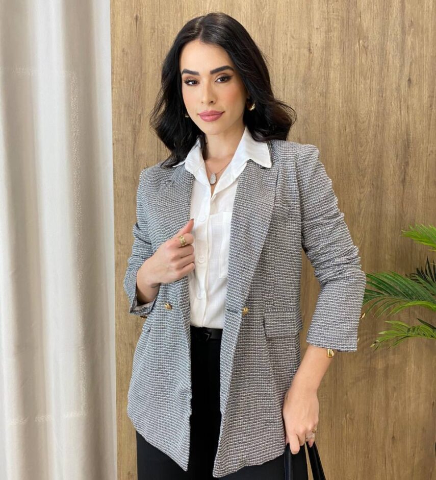 Blazer Feminino Tweed Manga Longa Aurora Preto com Botões Dourados - Fernanda Ramos Store